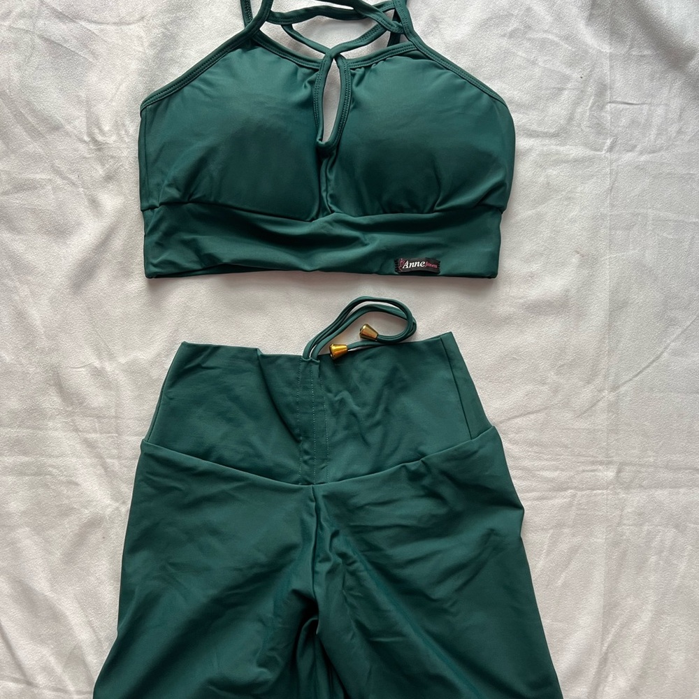 Sports Bra and Leggings Set